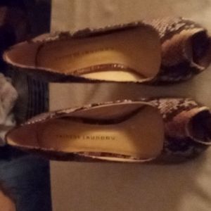 High heels by Chinese Launday size 9 med
